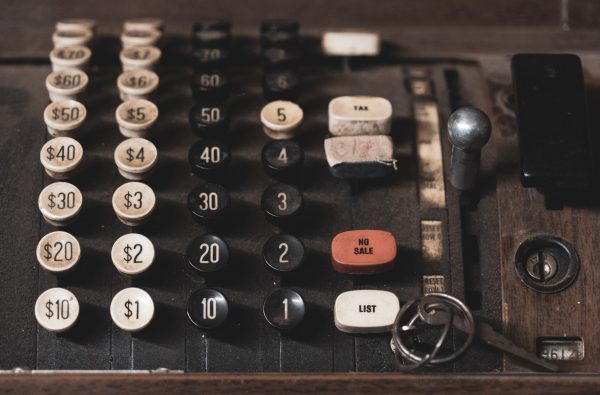 How cryptocurrencies work: Vintage cash register